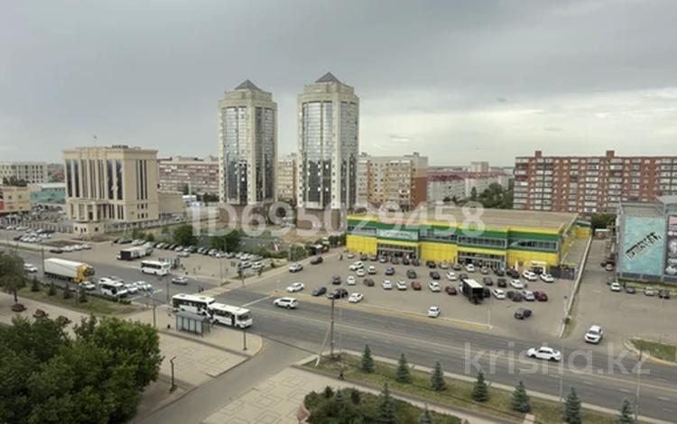 3-комнатная квартира · 65 м² · 10/10 этаж, мкр Строитель 30 за 20.5 млн ₸ в Уральске — фото 38