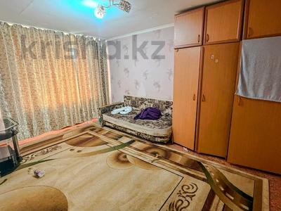 1-бөлмелі пәтер · 28 м² · 5/5 қабат, Жастар 14, бағасы: 8 млн ₸ в Талдыкоргане, мкр Жастар