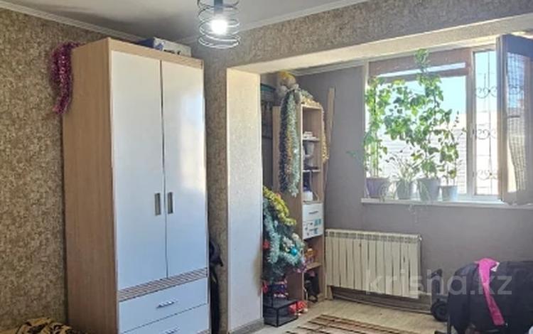 3-комнатная квартира · 60 м² · 4/4 этаж, 6-й мкр 11 за 11.5 млн ₸ в Актау — фото 2