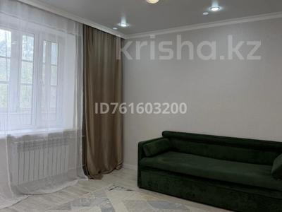 2-бөлмелі пәтер · 55 м² · 2/5 қабат, Степной 1 ш/а., бағасы: 250 000 ₸ в Караганде, Казыбек би р-н