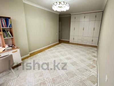 2-комнатная квартира · 80 м² · 9/16 этаж, Егизбаева 3, 5 — Каныша Сатпаева за ~ 71 млн ₸ в Алматы, Бостандыкский р-н