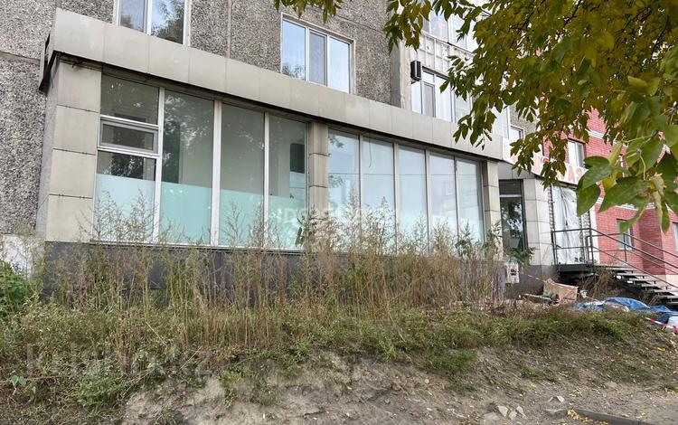 2-комнатная квартира · 60 м² · 1/10 этаж, Аймаутова 84 а — Кабанбай Батыра за 30 млн ₸ в Семее — фото 2