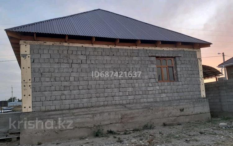 Отдельный дом · 3 комнаты · 110 м² · 8 сот., Ботамойнак 3 за 18 млн 〒 в Таразе — фото 2