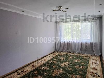 2-комнатная квартира · 43 м² · 1/5 этаж, Молдагуловой 8а за 16.5 млн ₸ в Шымкенте, Аль-Фарабийский р-н