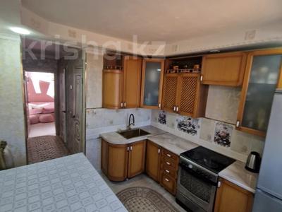 4-комнатная квартира · 74 м² · 9/10 этаж, мкр Юго-Восток, строителей за 32.5 млн ₸ в Караганде, Казыбек би р-н