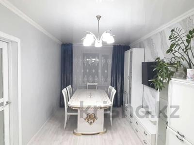 4-бөлмелі пәтер · 86.7 м² · 10/10 қабат, Степной 4 ш/а. — Детский сад №42 "Тiлек", Гимназия №39 им. М. Жумабаева, бағасы: 29.5 млн ₸ в Караганде, Казыбек би р-н