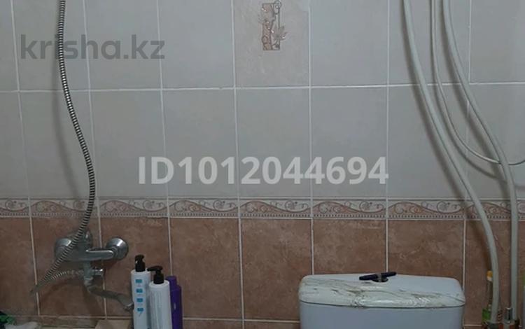 1-комнатная квартира · 32.5 м², ул. Алтын Казык 4А за 7.5 млн ₸ в Косшы — фото 2