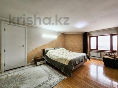 2-комнатная квартира, 80 м², 19/19 этаж, Курмангазы за 43 млн 〒 в Алматы