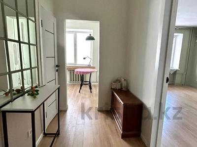 1-бөлмелі пәтер · 33.7 м² · 3/6 қабат, Богенбай батыра, бағасы: 43.5 млн ₸ в Алматы, Медеуский р-н