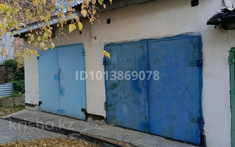 Гараж · 18 м² · Жаксыбаева 19 — Во дворе дома, бағасы: 2.2 млн ₸ в Алтае — фото 2