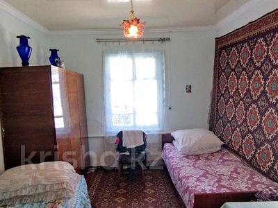 Отдельный дом · 4 комнаты · 55 м² · 4.5 сот., 2 переулок Октября за 15 млн 〒 в Таразе