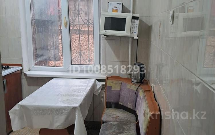 1-бөлмелі пәтер · 36 м² · 1/5 қабат, мкр Аксай-2 62, бағасы: 200 000 ₸ в Алматы, Ауэзовский р-н — фото 2