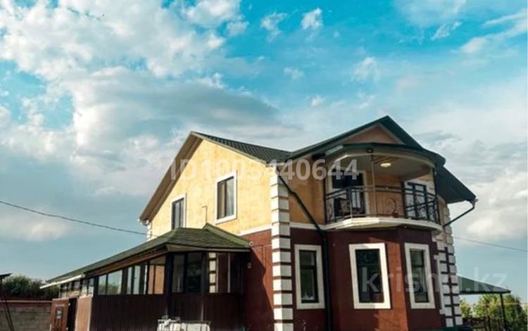 Дом · 4 комнаты · 122 м², Улица Назыма Хикмета 6/1 — Уркер за 130 000 〒 в Астане, Алматы р-н — фото 2