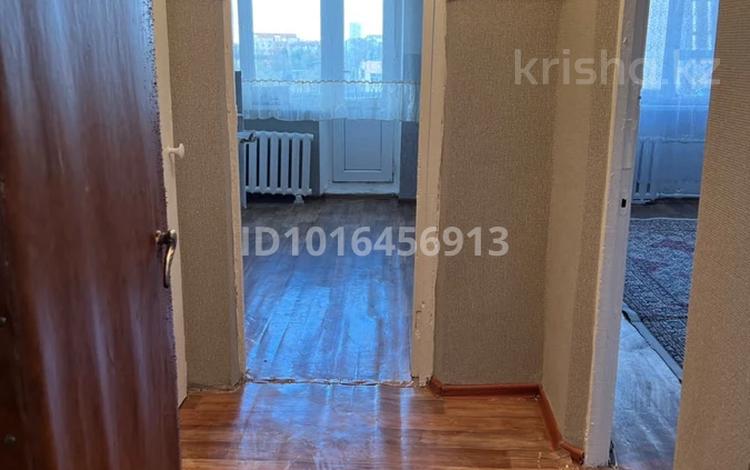1-бөлмелі пәтер · 36 м² · 4/5 қабат, сатпаева 4 а — остановка Академия, бағасы: 10 млн ₸ в Атырау, мкр Авангард-4 — фото 2