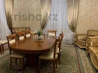 Продажа домов и дачи в Атырауской обл.: Отдельный дом · 6 комнат · 250 м² · 12 сот., мкр Мунайшы, Мкр Мұнайшы за 44.9 млн 〒 Отдельный дом · 6 комнат · 250 м² · 12 сот., мкр Мунайшы, Мкр Мұнайшы за 44.9 млн 〒 в Атырау