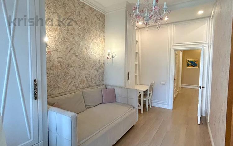 4-комнатная квартира · 150 м² · 2/6 этаж, ул. Сыганак за 175 млн ₸ в Астане, Нура р-н — фото 10