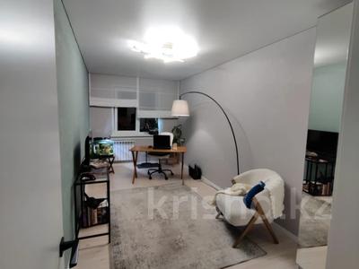 3-комнатная квартира, 60 м², 4/4 этаж, мкр №8 за 38 млн 〒 в Алматы, Ауэзовский р-н