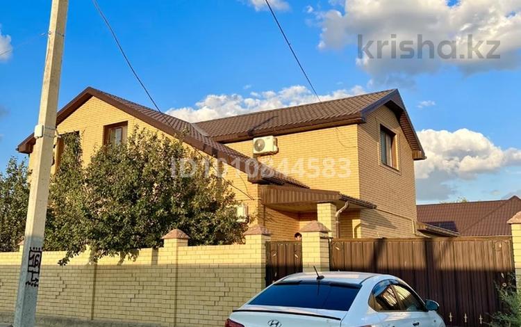 Отдельный дом · 6 комнат · 226.4 м² · 6.3 сот., пгт Балыкши, Проезд Есова 16 за 70 млн 〒 в Атырау — фото 2