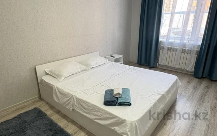 1-бөлмелі пәтер · 45 м² · 1/9 қабат, Мкр Береке 60 — Трц Костанай Плаза, Тобол Арена, бағасы: 10 000 〒 — фото 7