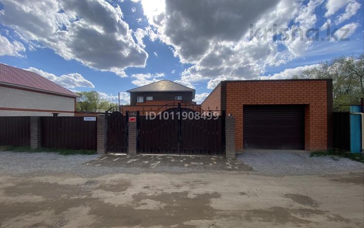 Отдельный дом · 7 комнат · 250 м² · 14 сот., С/к пенсионер 1 за 45 млн ₸ в Актобе, мкр. Курмыш — фото 2