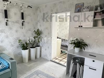 Жеке үй · 4 бөлме · 120 м² · 3 жүзд., Аксай 6А, бағасы: 30 млн ₸ в Астане, р-н Байконур