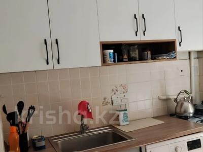 1-комнатная квартира · 32 м² · 1/5 этаж, мкр №6 за 21 млн ₸ в Алматы, Ауэзовский р-н