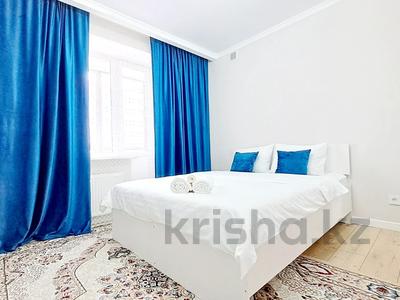 2-бөлмелі пәтер, 38 м², 8/9 қабат тәулігіне, Сыганак 53, бағасы: 13 000 〒 в Астане, Нура р-н