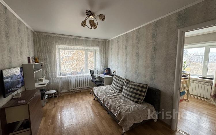 2-бөлмелі пәтер · 38.3 м² · 2/2 қабат, Тауелсиздик 84, бағасы: 12.9 млн ₸ в Затобольске (Тобыле) — фото 2