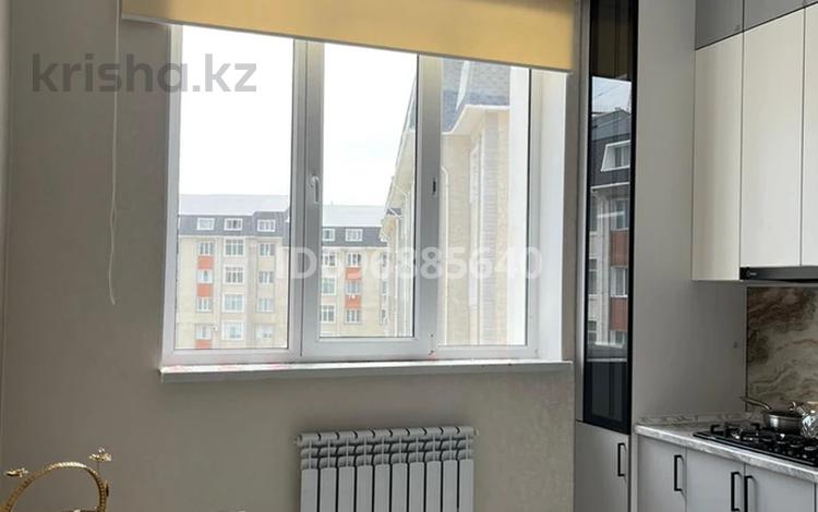 2-бөлмелі пәтер · 70 м² · 6/8 қабат, 20-й мкр 1 — С боку Жк Люмьер стоит дом, бағасы: 22 млн ₸ в Актау — фото 26