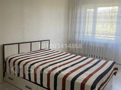 2-комнатная квартира · 45 м² · 3/5 этаж, Сванкулова 4 за 18 000 ₸ в Балхаше