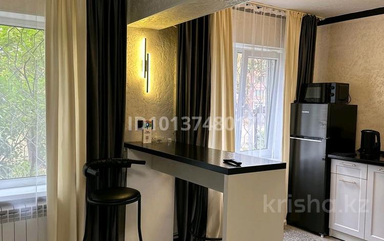 1-комнатная квартира · 30.5 м² · 1/5 этаж, проспект Назарбаева 3/1 — район Дворца спорта за 13.5 млн ₸ в Усть-Каменогорске — фото 2