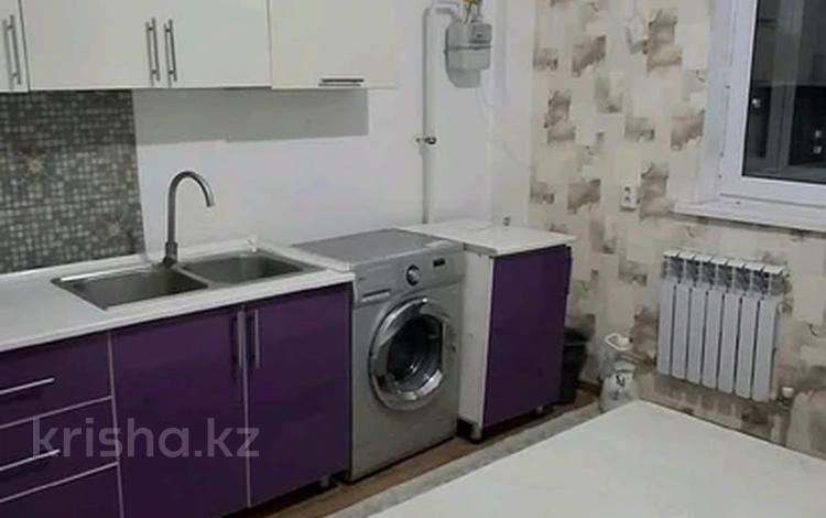 3-комнатная квартира · 70 м² · 9/9 этаж, Туран 2 — Туран 2 за 140 000 ₸ в Шымкенте — фото 9