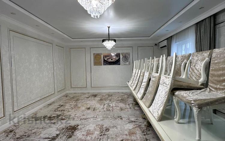 Часть дома · 6 комнат · 300 м² · 3 сот., мкр "Шыгыс 1" за 68 млн ₸ в Актау, мкр "Шыгыс 1" — фото 2
