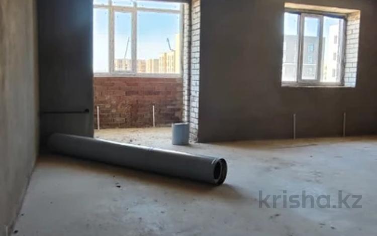 3-бөлмелі пәтер · 92 м² · 3/5 қабат, мкр. Алтын орда, бағасы: 23.5 млн ₸ в Актобе — фото 2