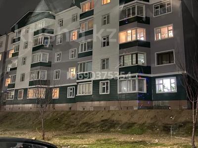 1-комнатная квартира, 42 м², 5/5 этаж, мкр Асар за 13 млн 〒 в Шымкенте, Каратауский р-н