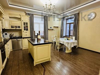 Отдельный дом · 7 комнат · 360 м² · 10 сот., Сити Молл 1 за 178 млн 〒 в Петропавловске