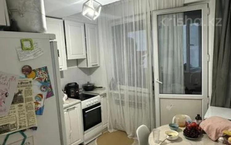 1-комнатная квартира · 35 м² · 6/9 этаж, Мкр. Атырау за 27 млн ₸ в Алматы, Медеуский р-н — фото 2