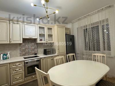 3-комнатная квартира, 84 м², 8/10 этаж, Дукенулы 37/3 — Валиханова - Дукенулы за 28.5 млн 〒 в Астане, Сарыарка р-н