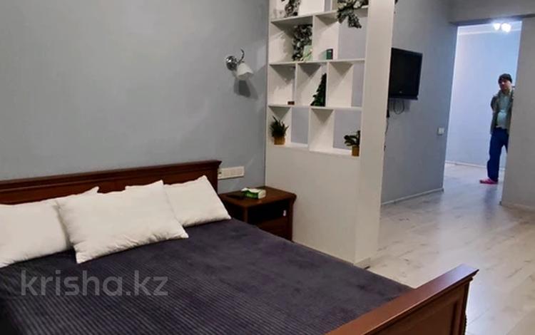 1-комнатная квартира · 50 м² · 9/12 этаж, Сейфуллина 499/131 — Район Арбата за 350 000 ₸ в Алматы, Алмалинский р-н — фото 4