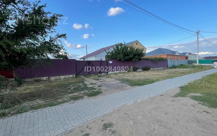 Отдельный дом · 3 комнаты · 70 м² · 10 сот., мкр Жулдыз 61 за 34 млн 〒 в Уральске — фото 2