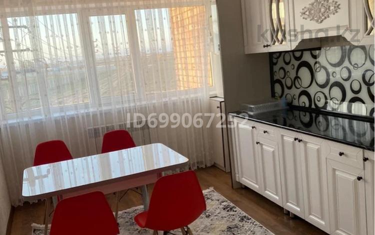 3-комнатная квартира · 80 м² · 2/5 этаж, Г.Туркестан за 220 000 ₸ — фото 2