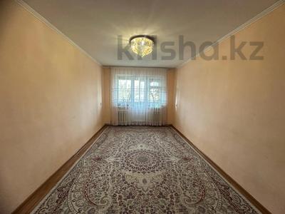 3-комнатная квартира, 59.5 м², 4/4 этаж, Рашидова за 13.8 млн 〒 в Шымкенте, Аль-Фарабийский р-н