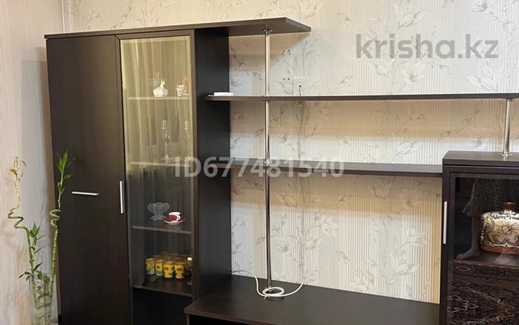 2-комнатная квартира · 74 м² · 6/11 этаж, мкр Жетысу-3 65 за 350 000 ₸ в Алматы, Ауэзовский р-н — фото 2