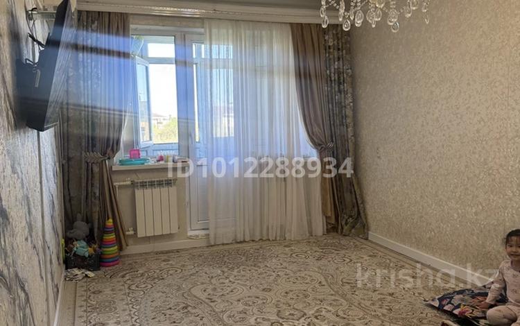 3-комнатная квартира · 59 м² · 5/5 этаж, ул. Есет Батыра 110 за 15 млн ₸ в Актобе, мкр Авиатор — фото 2