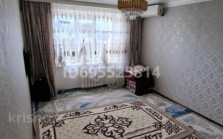 2-бөлмелі пәтер · 35 м² · 3/5 қабат, Толе би 11А — Дос-нар, Арбат, Чайка, Гранд базар, Март, бағасы: 9.8 млн ₸ в Таразе — фото 2