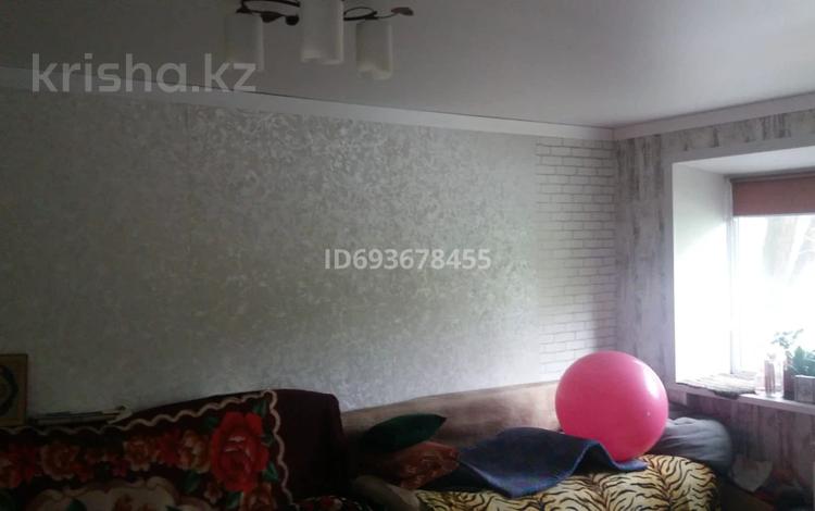2-комнатная квартира, 42 м², 2/5 этаж, Ак. Сатпаева 57 за 13.5 млн 〒 в Павлодаре — фото 2