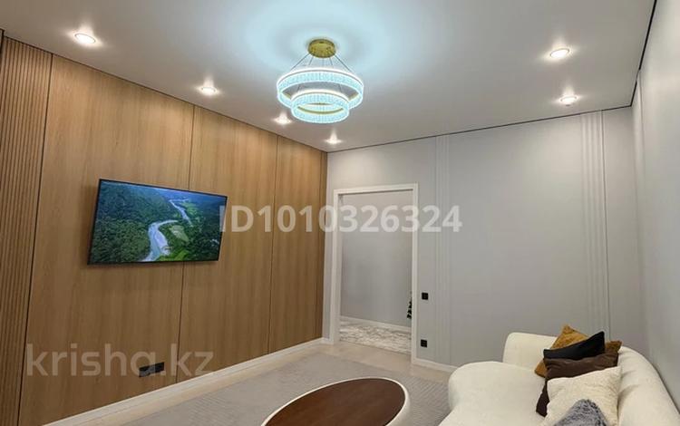 3-бөлмелі пәтер · 91 м² · 1/9 қабат, Симферопольская 1/1 — Жандосова 108/1, бағасы: 95 млн 〒 в Алматы, Ауэзовский р-н — фото 2