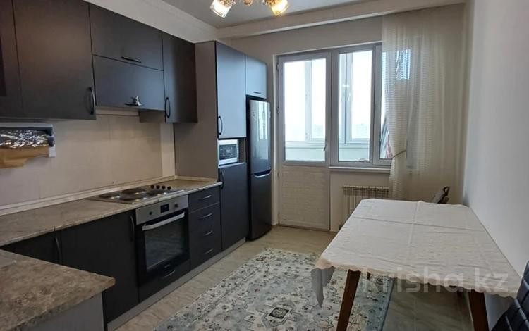 2-комнатная квартира · 58.7 м² · 10/12 этаж, Кошкарбаева за 35 млн ₸ в  — фото 4