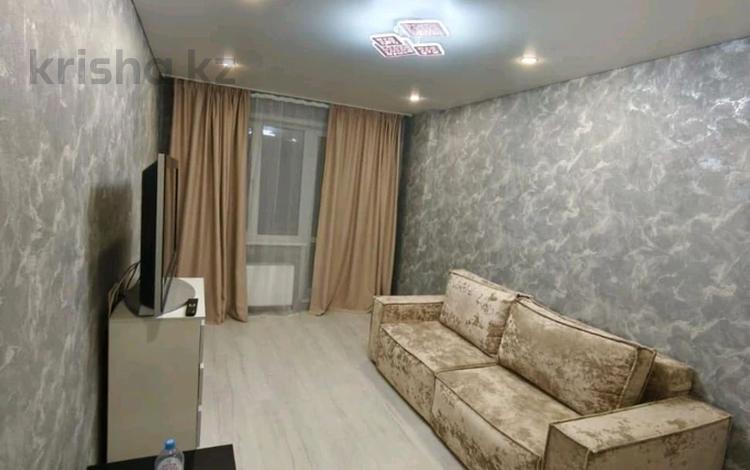2-комнатная квартира · 58 м² · 3/6 этаж, мкр Кунаева 69 за 100 000 ₸ в Уральске — фото 2