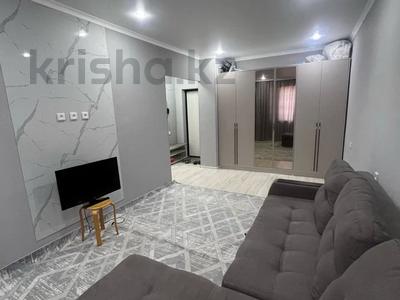 1-бөлмелі пәтер · 50 м² · 7/7 қабат, 16-й мкр 15/1, бағасы: 11 млн ₸ в Актау